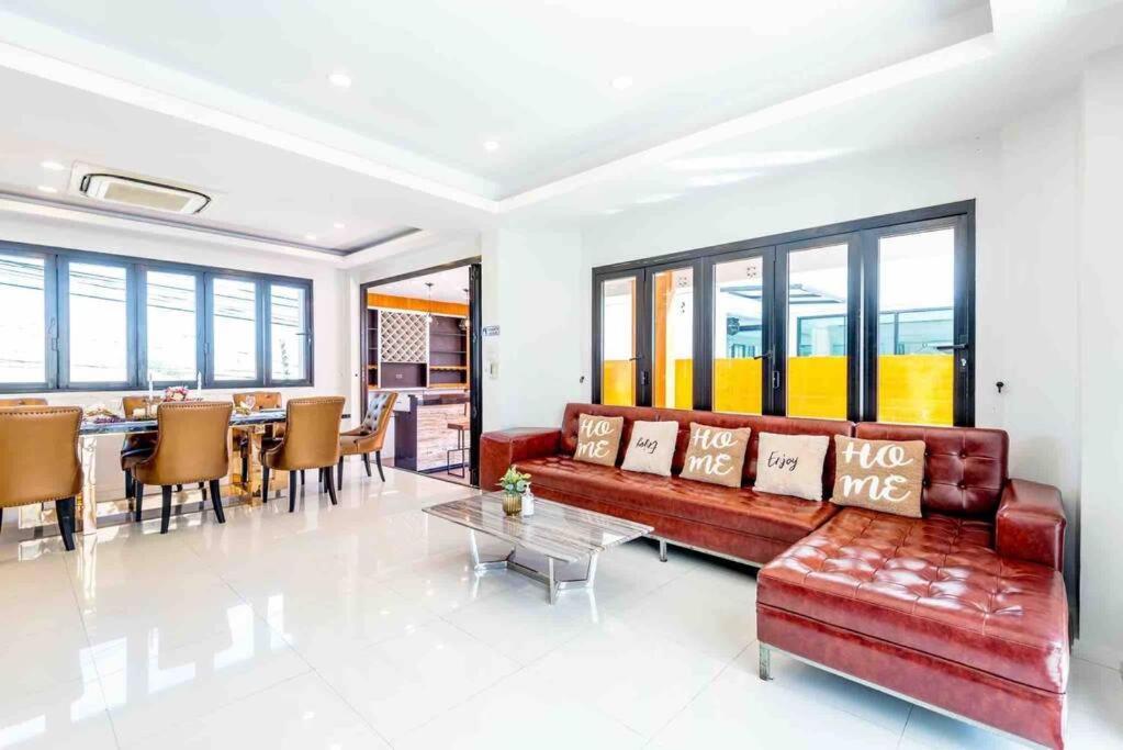 3Bd Pool Villa Pattaya With Sauna - Exquisite Pool Villa B Nong Prue Bagian luar foto