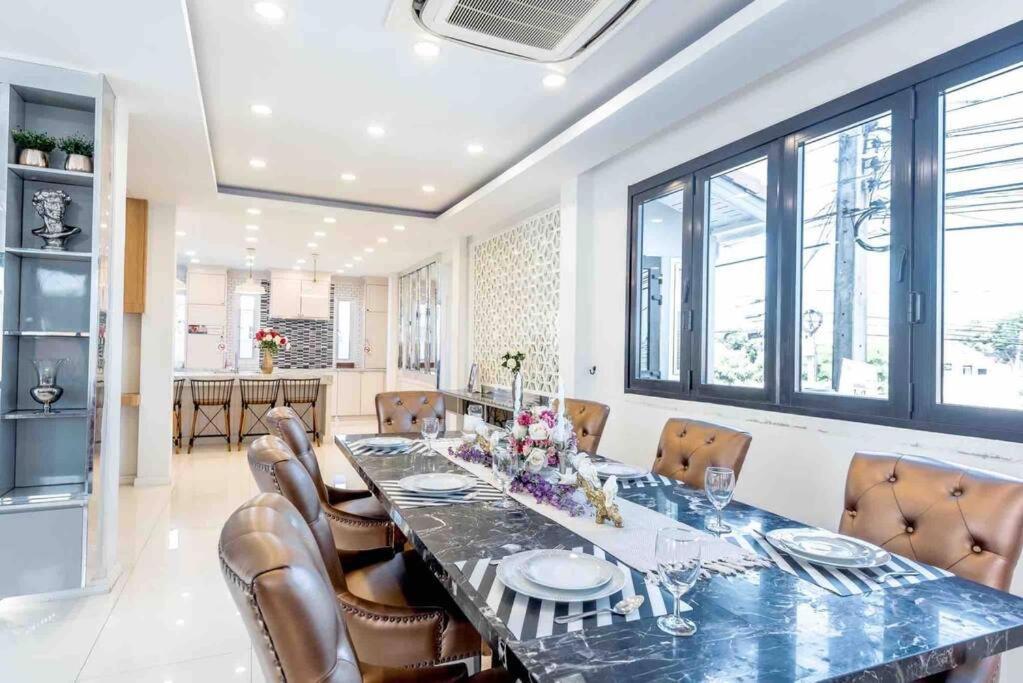 3Bd Pool Villa Pattaya With Sauna - Exquisite Pool Villa B Nong Prue Bagian luar foto